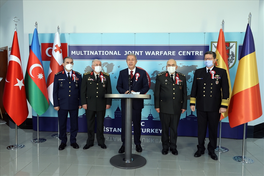 Millî Savunma Bakanı Hulusi Akar, Terör Örgütü PKK/YPG Saldırıları İçin Konuştu: “Gereken Ne Varsa Yeri ve Zamanı Geldiğinde Yapılacak!”
